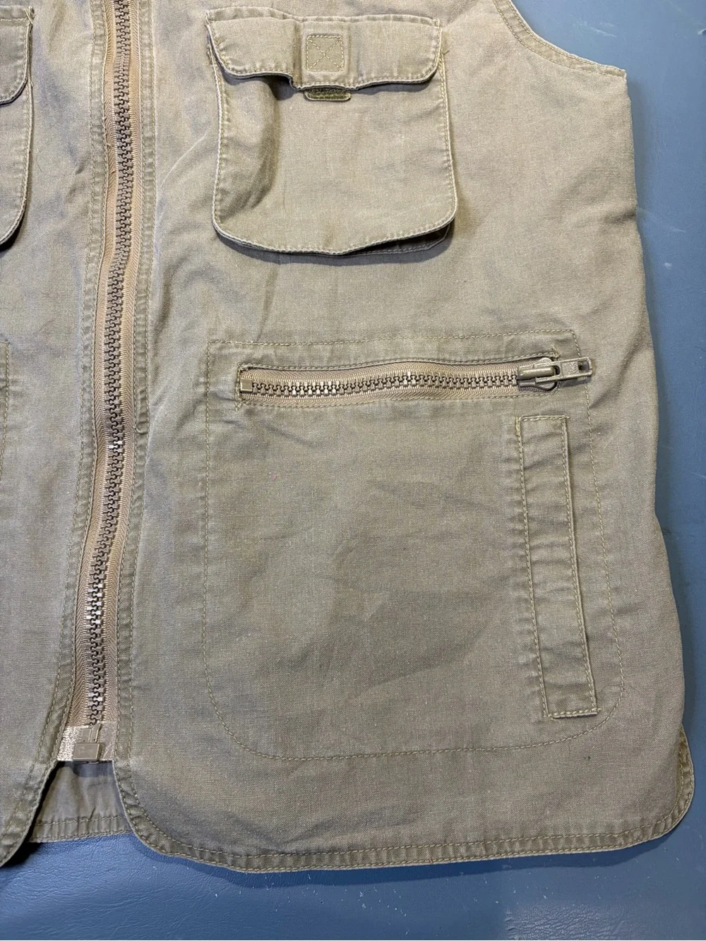 Banana Republic sturdy banana